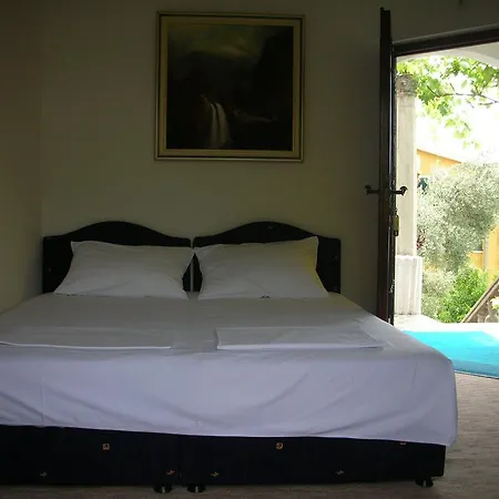 Lero Apartments Budva Room photo